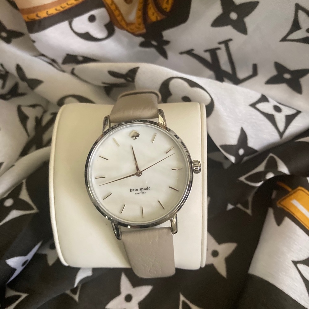 Kate Spade Watch - Picture 2 of 3